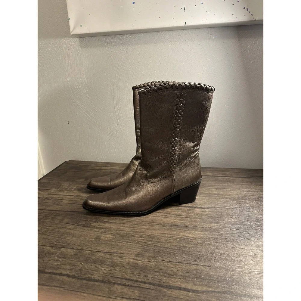 STUART WEITZMAN Women's Leather Whipstitch Trim Western‎ Ankle Boots Size 8 M